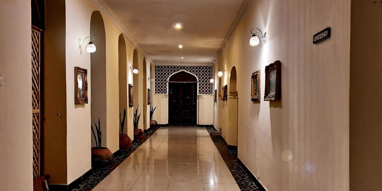Bed & Breakfast Africa House